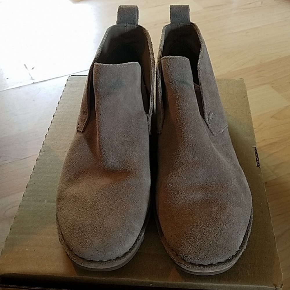 Dolce Vita suede booties